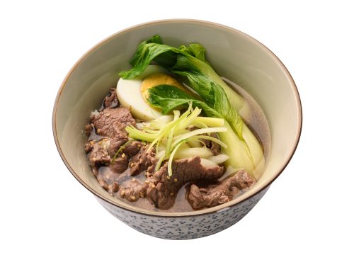 Udon Suppe 10,70 € Rindfleisch, Pack Choi, Lauch, Ei und Reisnudeln